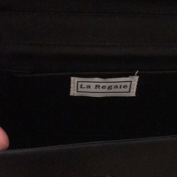 La Regale Black satin clutch evening bag w/ crystal detail - Picture 4 of 8